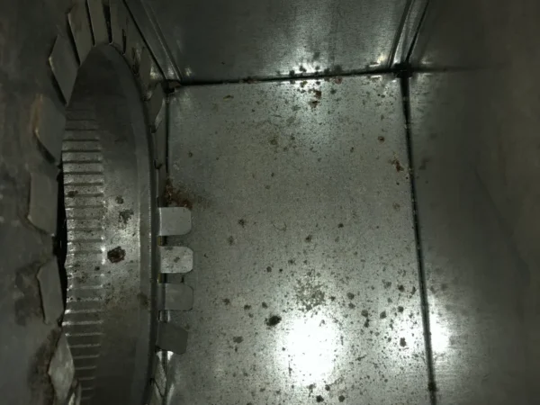 case-air-duct-2-after The same supply vent box after cleaning